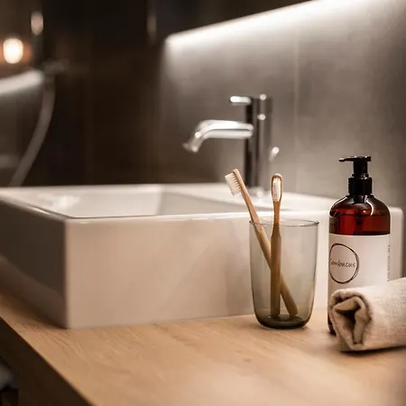 Sambucus Apartments -Premium Apartments For You And Your Dog Lana Exterior foto